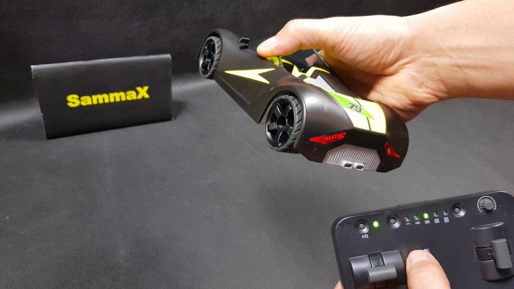PLAYMOBIL Action 9090 RC Rocket Racer - Auto Da Corsa Telecomandata Con Luci, Controllo Bluetooth E App, 7 Pezzi, Pilota Incluso, Per Bambini Dai 6 Anni